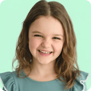 Imagem dividida de social-media-visual linkedin_professional da geração 1e4b38...4492